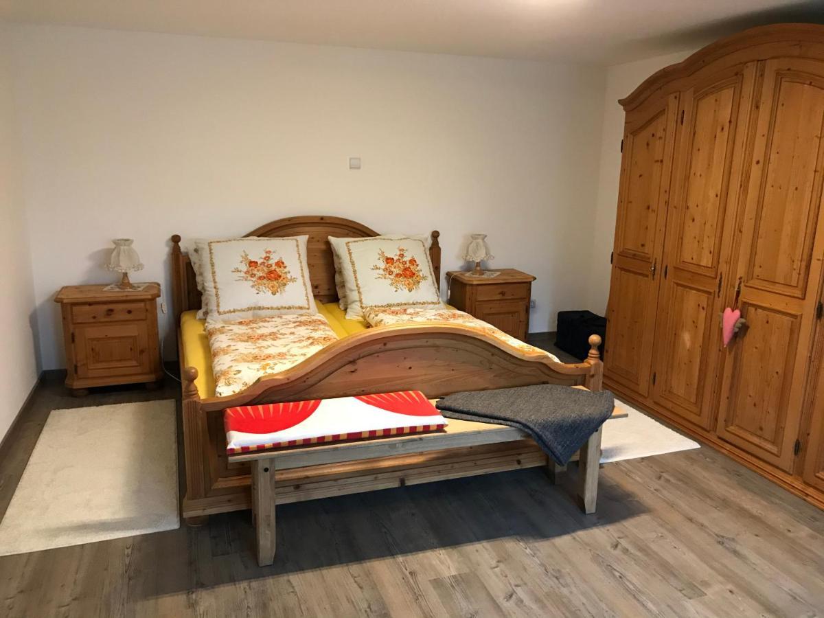 Ferienwohnung „Frosch“ Neukirchen-Balbini Экстерьер фото